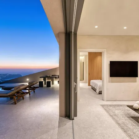 Santorini Sky, Luxury Vila *